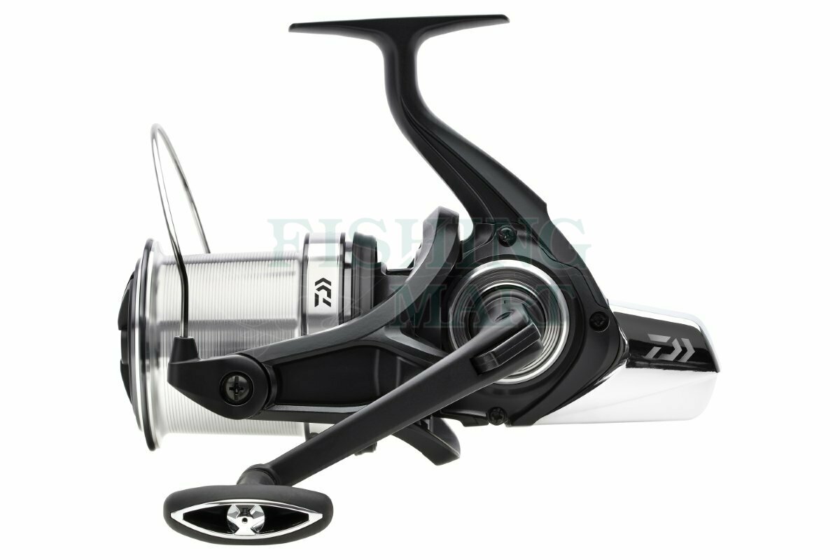 Daiwa - 23 Emblem Surf 45 Scw-Qd Reel